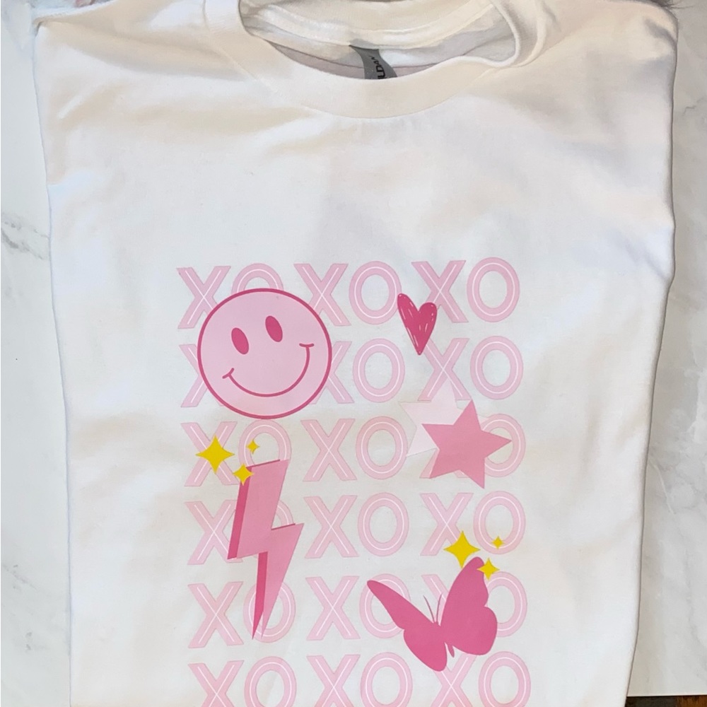 NEW! Short sleeve womens shirt